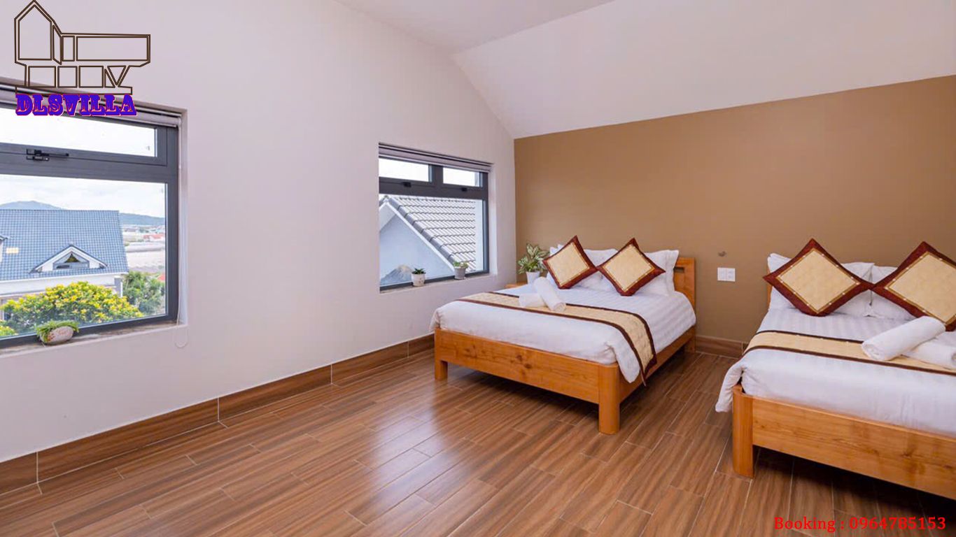 VILLA ĐÀ LẠT DL051-BonJ5, Sân Vườn, Hiện Đại, Ấm Cúng 6 villa da lat dl051 4