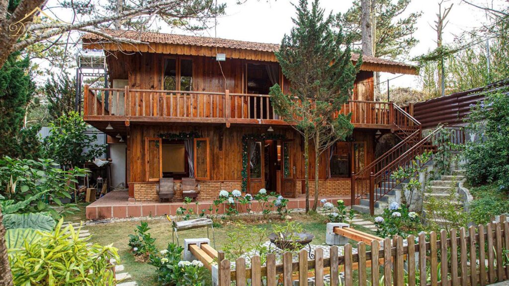 HOMESTAY ĐÀ LẠT DL191-HOME GỖ SÂN VƯỜN LỬA TRẠI 2 Homestay Đà Lạt DL191